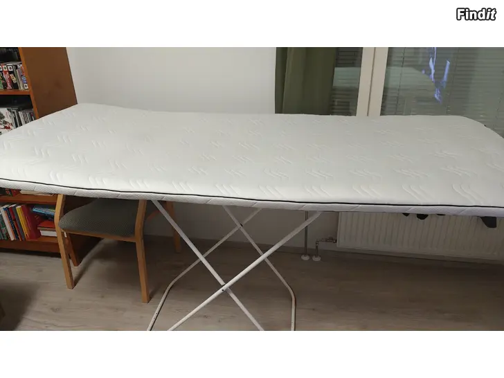 Myydään Bellus Kylmävaahtomuovi petauspatja, 90X200