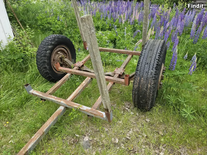 Myydään Traktorin tukkikärry