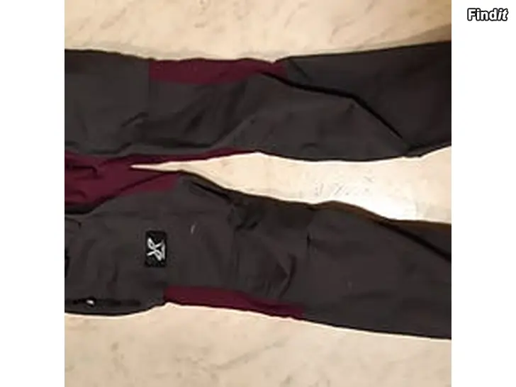 Säljes RVRC GP Pants vinröda/gråa