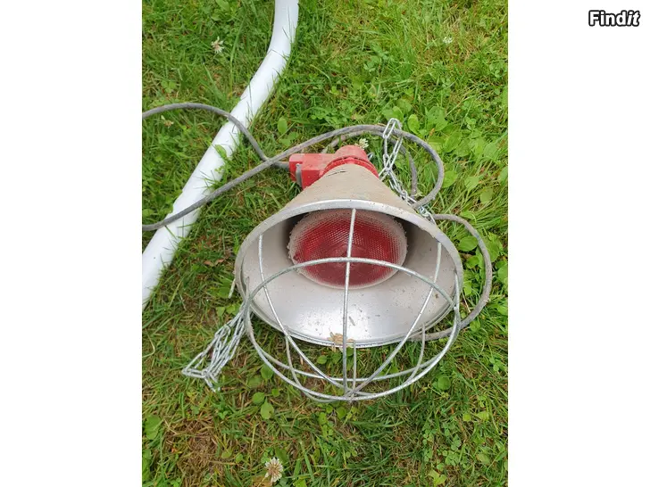 Säljes Värmelampa till hönshus