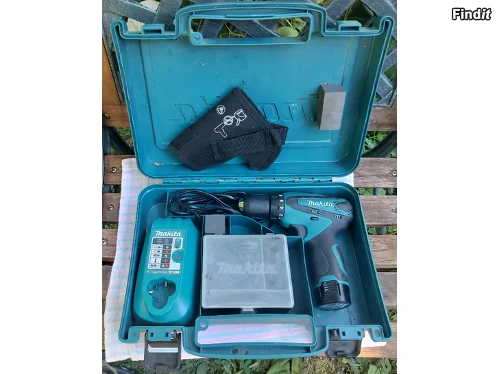 Myydään Makita DF330DWE Akkuporakone