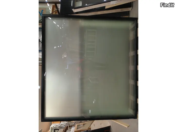 Säljes Fönster MEKA 130, 2090x2290, Svart, 3K6 Härdat, ETSAT GLAS Vindskydd ?