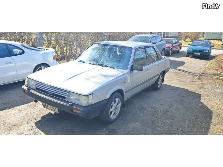 Myydään 1984 Toyota Camry 1.8