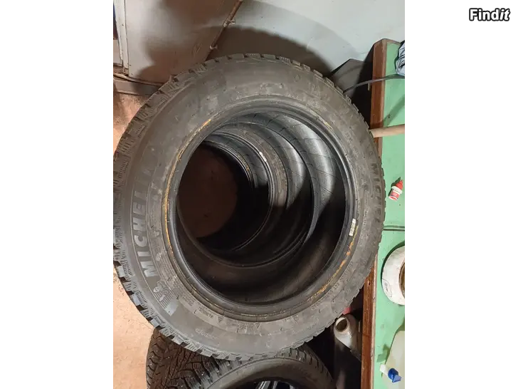 Säljes Michelin 205/55R16