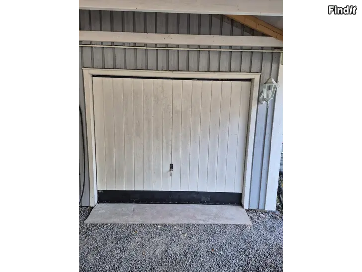 Säljes Garagedörr
