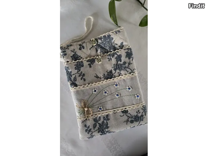 Myydään Suojapussi kirjalle/tabletille 2