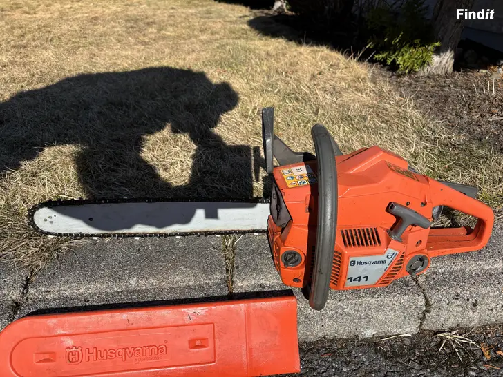 Säljes Motorsåg Husqvarna 141
