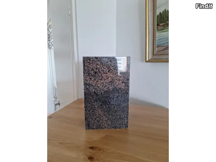 Säljes GRANIITTI KIVI