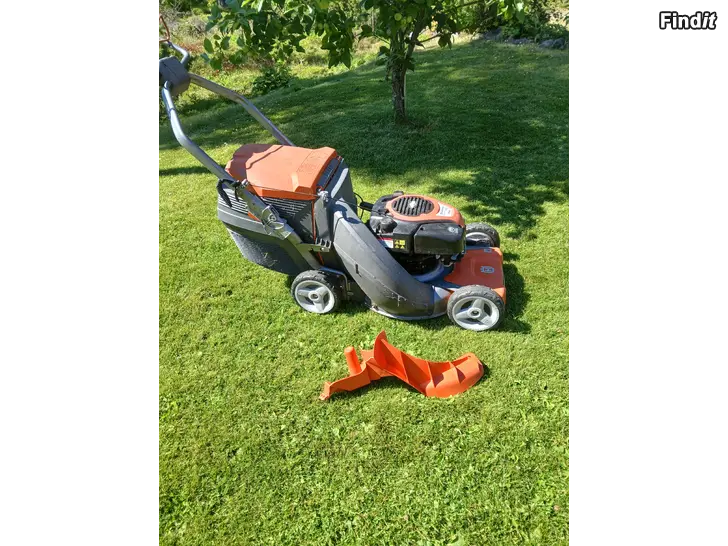 Säljes Husqvarna gräsklippare