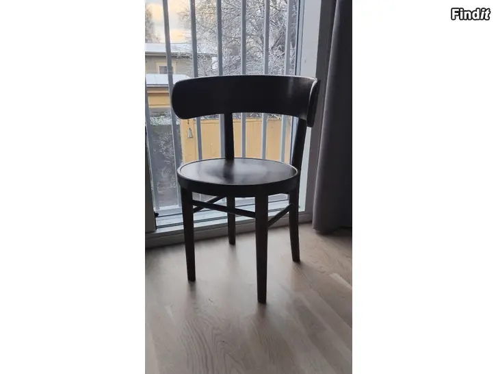 Myydään Hugging Chair
