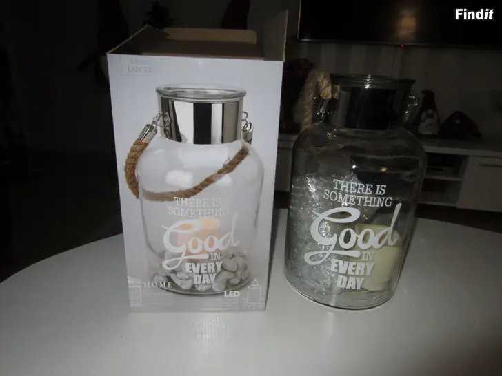 Säljes 31cm korkea,uusi ,ledkynttilä ja kivet sisällä