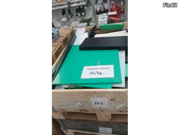 Myydään Pleksi ylijäämäpaloja,solumuovia,huopamattoa,kattopeltiä Savenmaalta