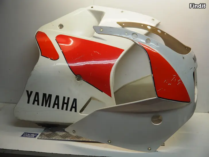 Myydään Yamaha TZR 125 87-89 valkoinen osia