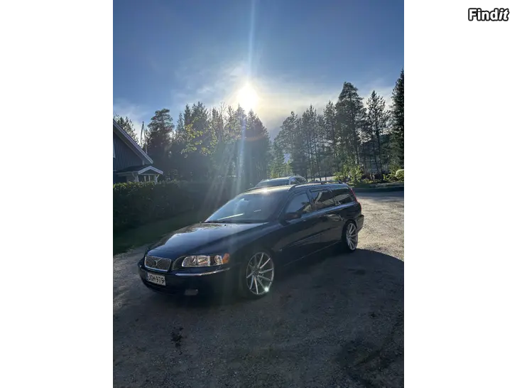 Säljes Volvo v70