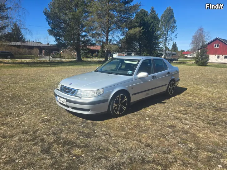 Myydään saab 9-5 2.0T aj.273tkm vm-2002