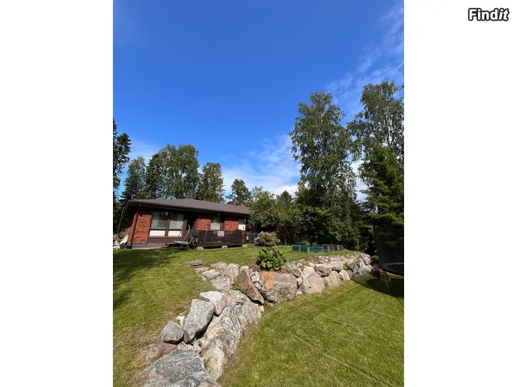 Säljes Parhus 4r + k säljes i sundom