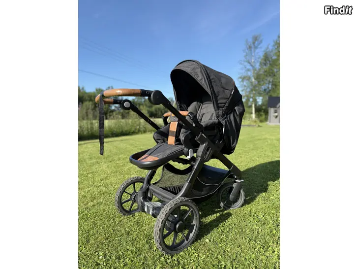 Säljes Emmaljunga NXT90 barnvagn