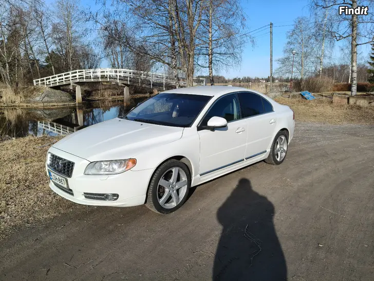 Myydään Volvo S80 D4 2013