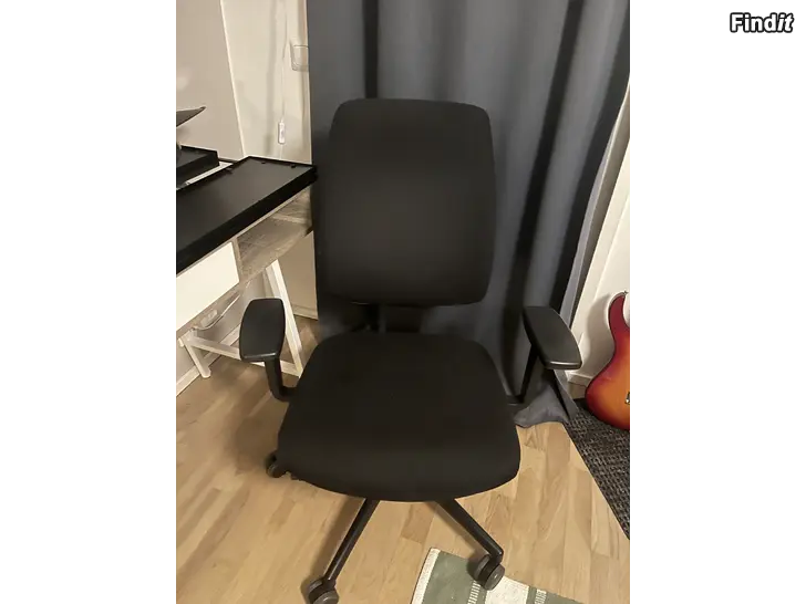 Myydään Työtuoli Isku