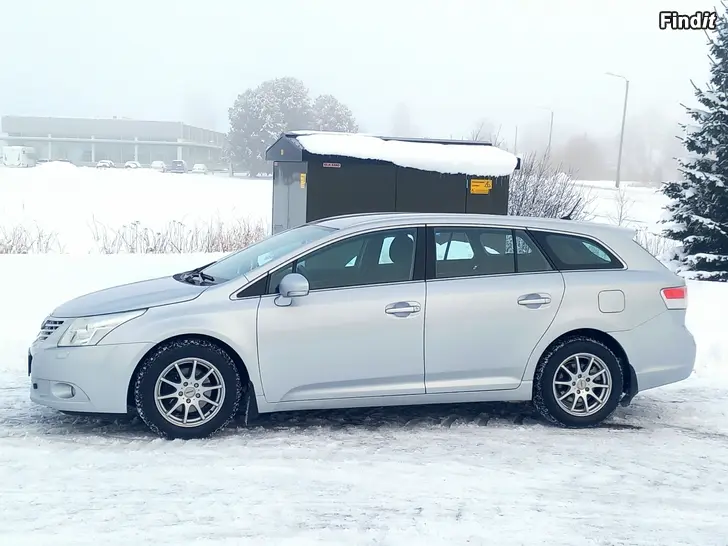 Myydään Toyota Avensis 2.0 D-4D 126 Linea Terra Wagon