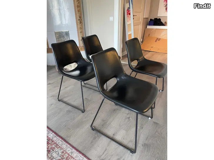 Säljes Säljes 4st svarta stolar