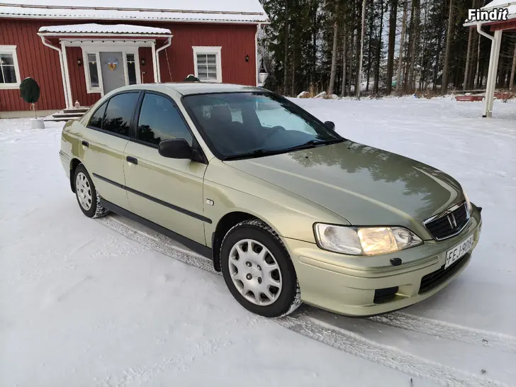 Säljes Honda Accord 1.8i LS