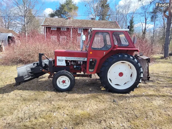 Myydään IH 453 1974