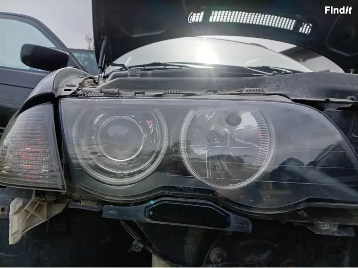 Myydään BMW E46 Etu ja takavalot