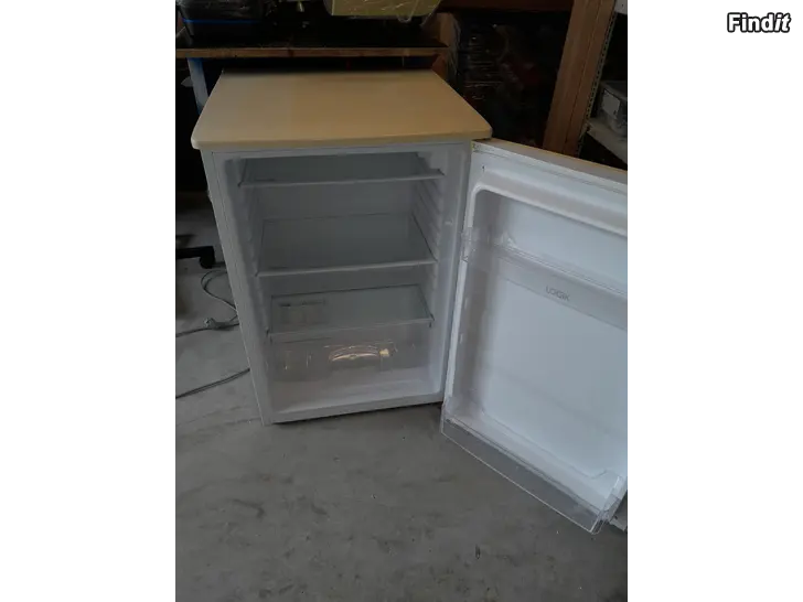 Myydään Pienempi jääkaappi