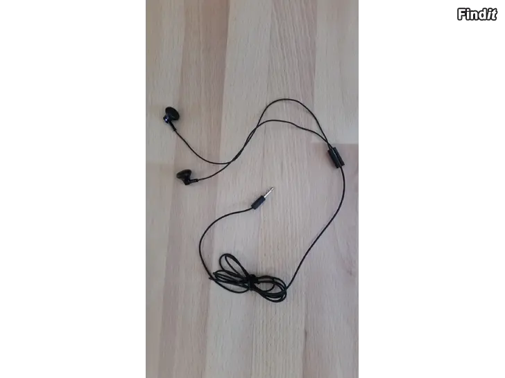 Myydään Original NOKIA WH-108 kuulokkeet  -hinta 4e