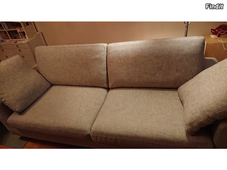 Säljes Grå 3-sits soffa
