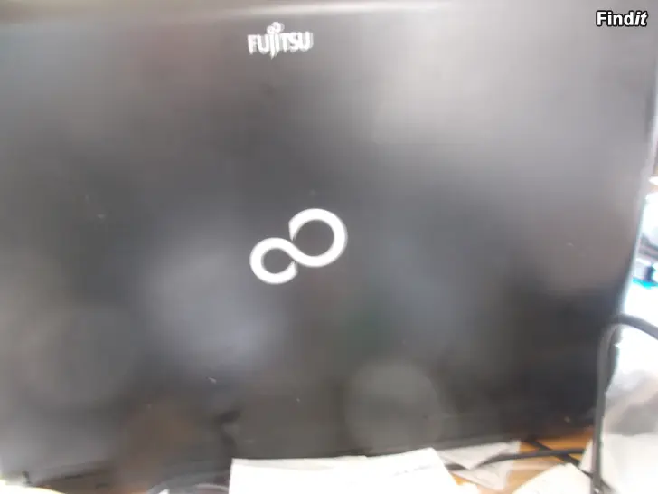 Myydään Kannettava tietokone Fujitsu Lifebook A