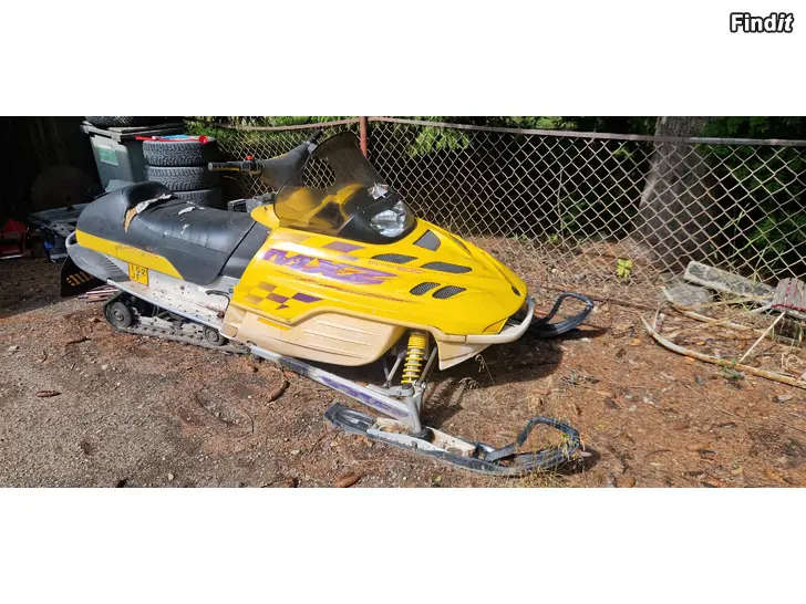 Myydään Ski-Doo MXZ600 -98