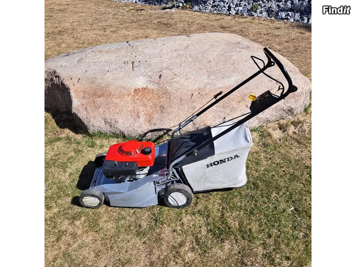 Säljes Gräsklippare Honda HRF 464