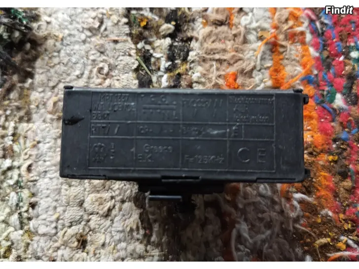 Myydään Sähkökäyttöisen ikkunan rele syylärinletku puskurin ritilä