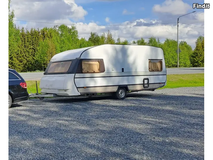 Uthyres kaksi vaunua hobby 400 ja Solifer Juilee, Suviseurat vapaana. Kempele