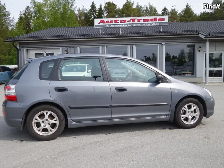 Säljes HONDA CIVIC 1,4iS 5d, 219tkm -04 nybes Säljes HONDA CIVIC 1,4iS 5d, 219tkm -04 nybes