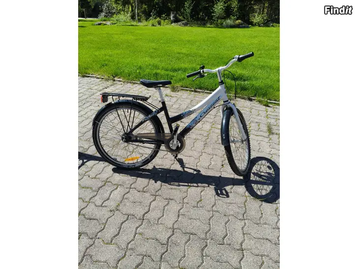 Myydään Cresent 24 tum 7 växlar