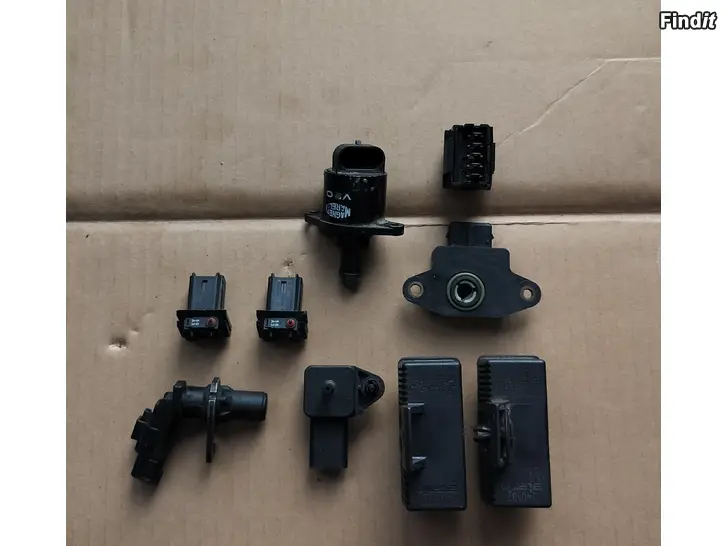 Myydään Bitron polttoainepumpurele mikrokytkimet kampiakselinanturi tyhjäkäyntianturi kaasuläpäanturi