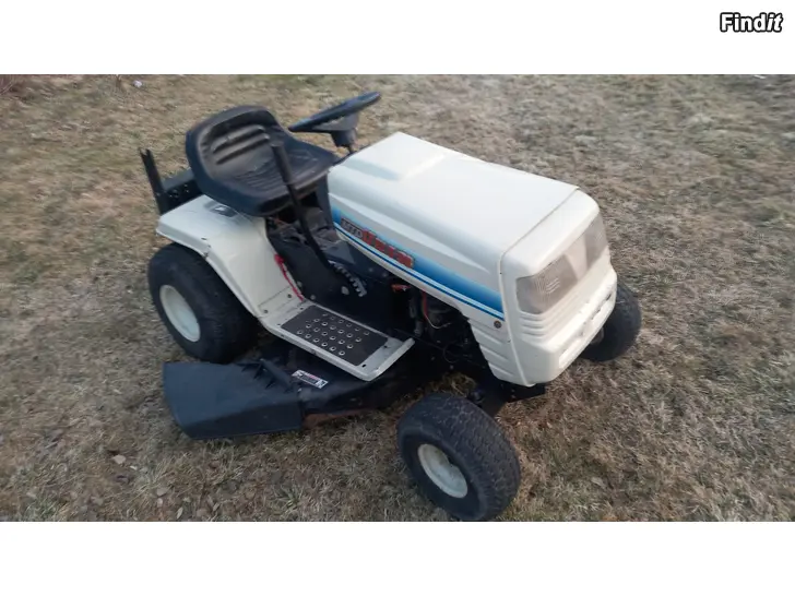 Myydään Traktorgräsklippare