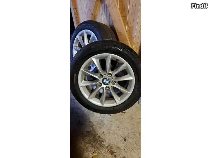 Säljes Bmw 1 seriens sommardäck