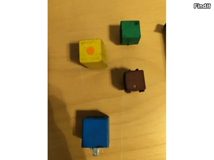 Myydään Lasinnostimen moottori releet hinnaussilmukka