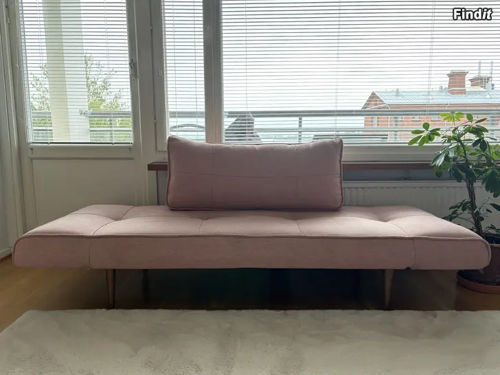 Myydään Innovation Zeal Styletto daybed