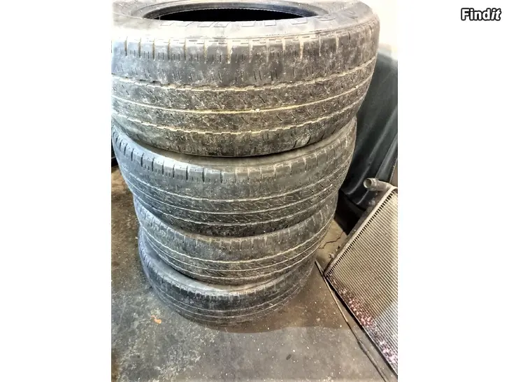 Säljes Däcker R16C