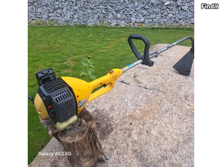 Säljes Trimmer Stiga ST 210