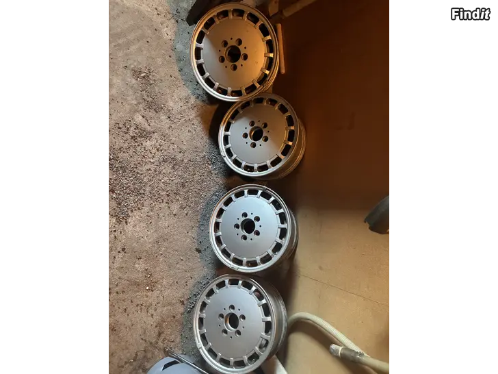 Myydään Mb kaivonkansi vanteet