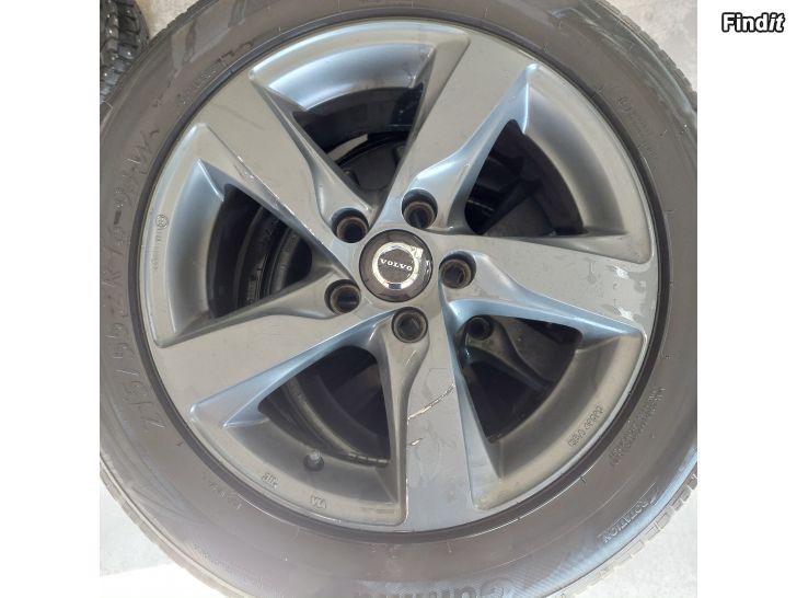 Säljes Volvo 16tums fälgar