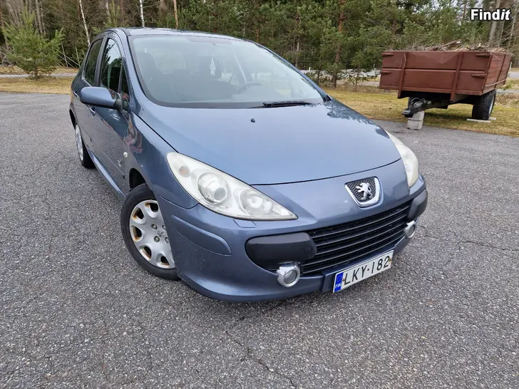 Säljes Fin och välhållen Peugeot 307, 2007. Bensin