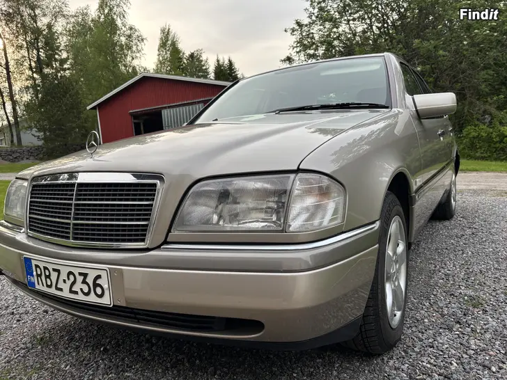 Säljes Mercedes C200