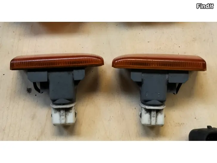 Myydään Lasinnostin kytkin oranssit vilkkut